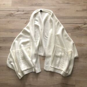 Indigo Cream Women's Shrug Shoulder Reading Wrap